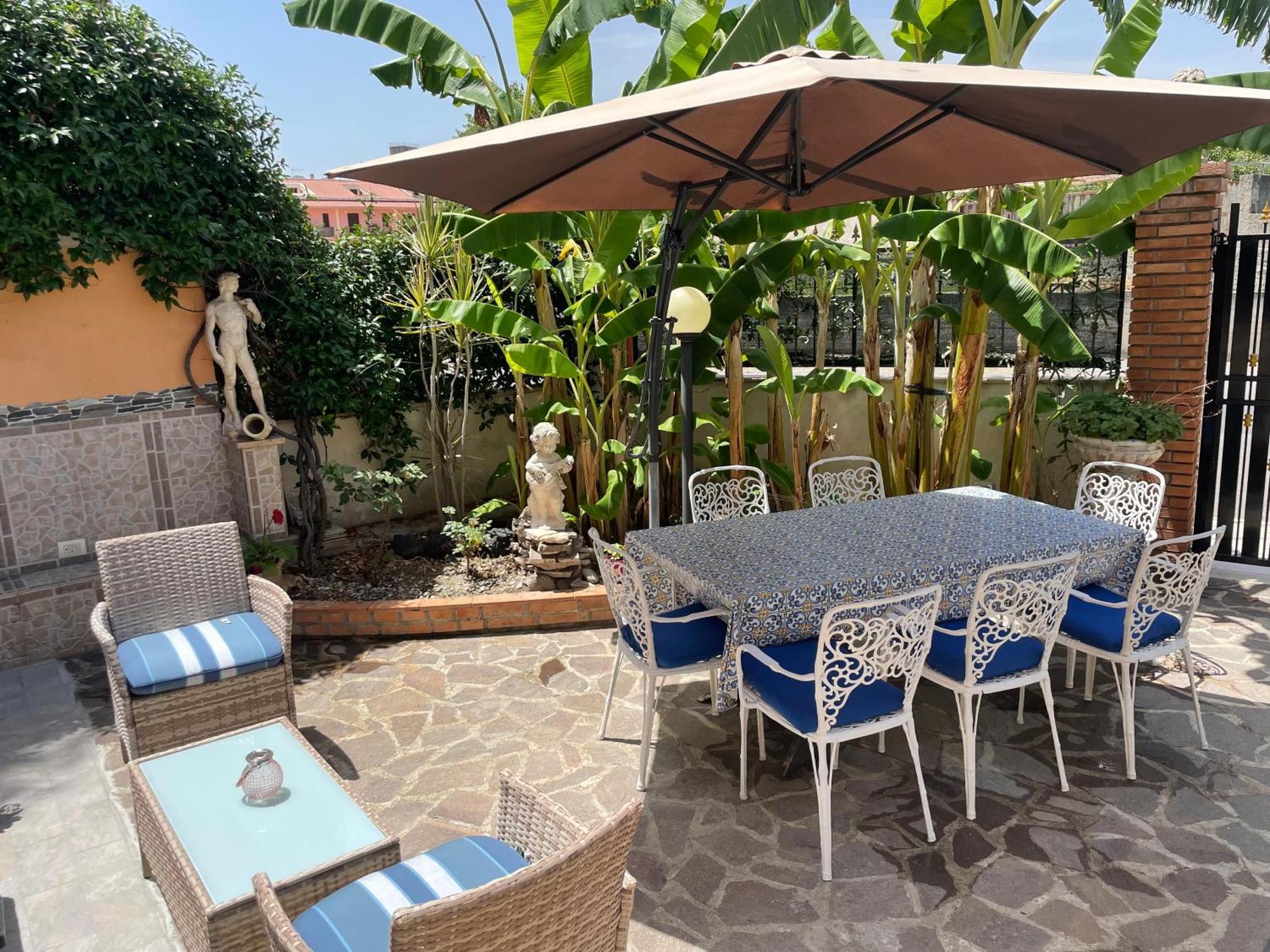 Residence Don Turi Villafranca Tirrena Buitenkant foto